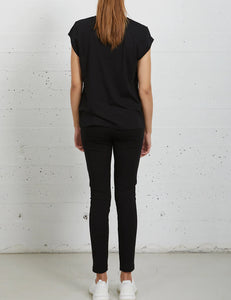 Camiseta Basic Black