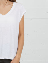 Cargar imagen en el visor de la galería, Camiseta Basic White